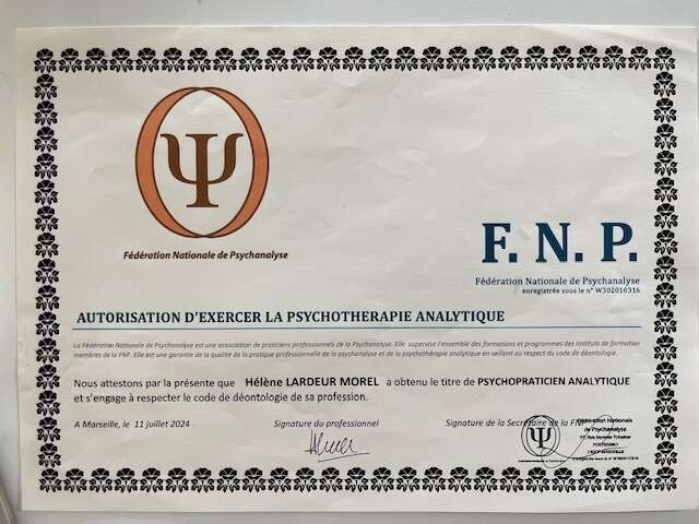 Certification en psychothérapie d'Hélène Lardeur